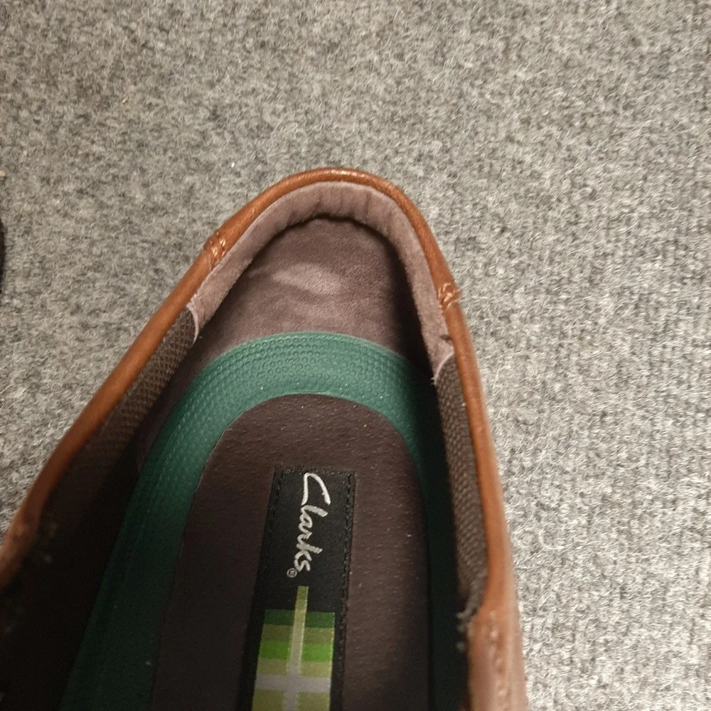 Clarks 71734 loafers